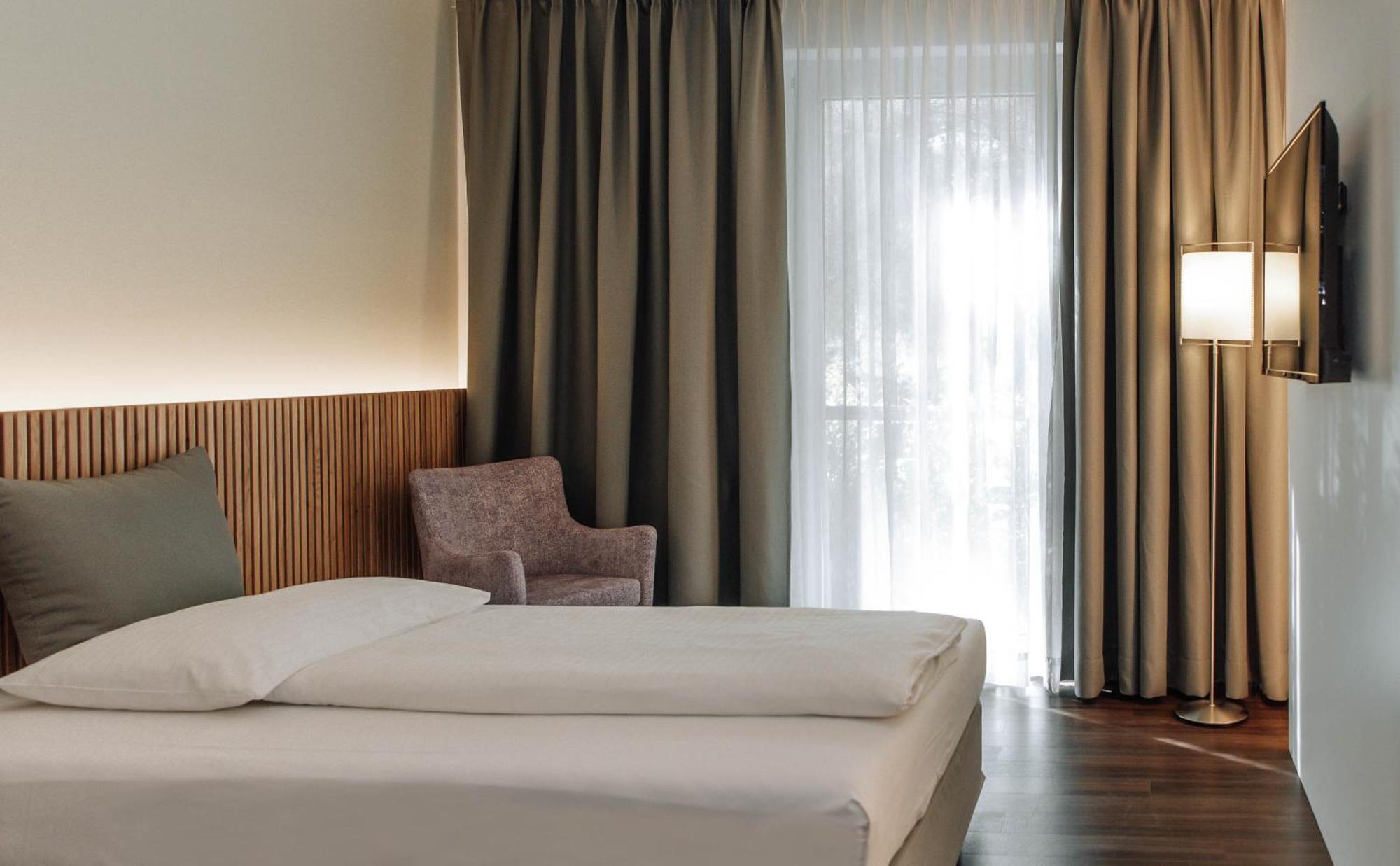 Heinhotel Vienna Airport Schwechat Dış mekan fotoğraf