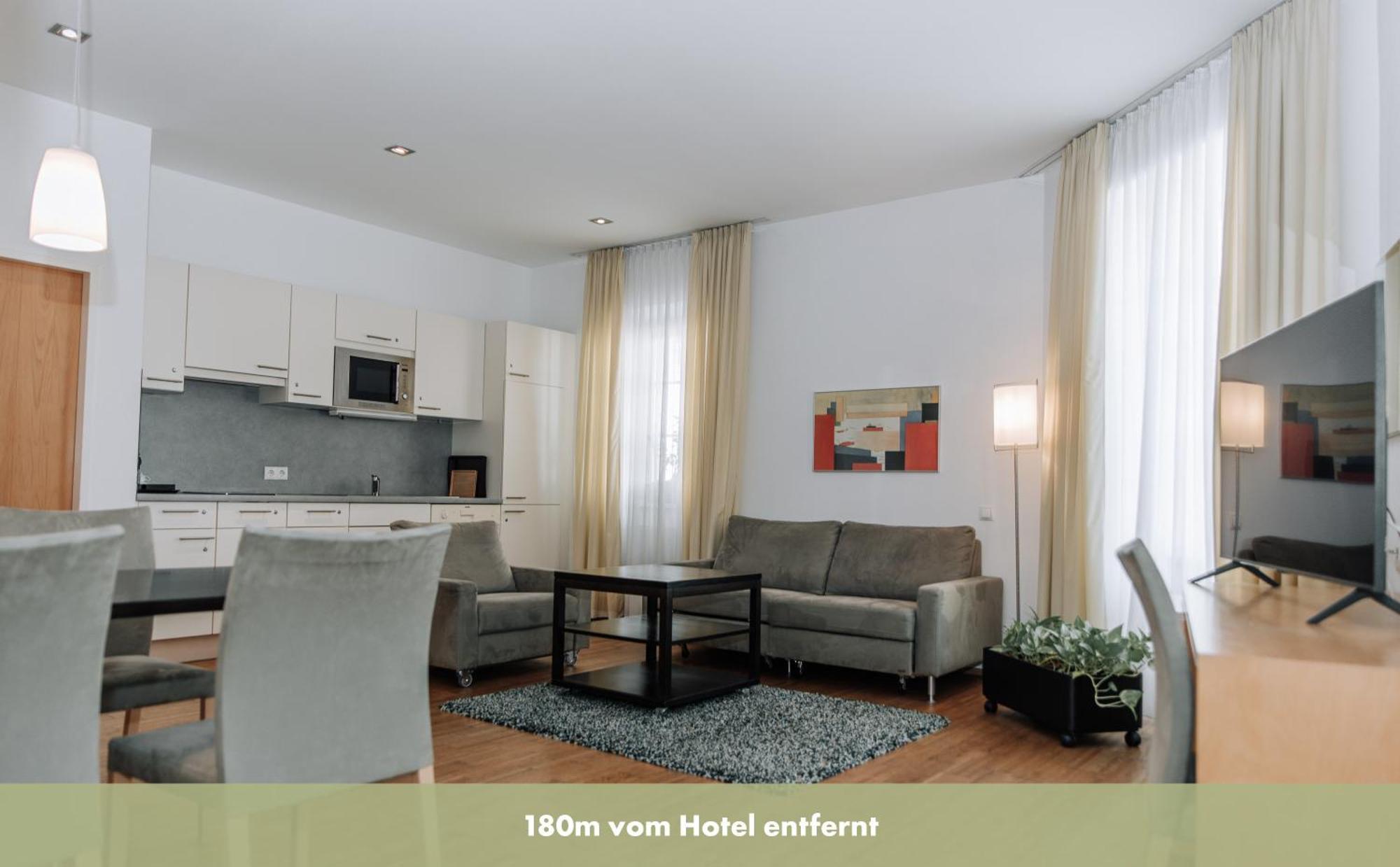 Heinhotel Vienna Airport Schwechat Dış mekan fotoğraf