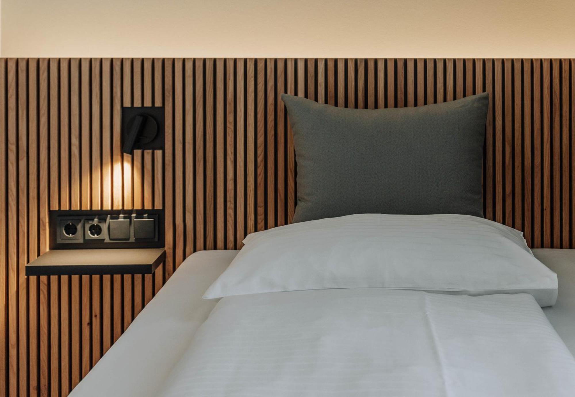 Heinhotel Vienna Airport Schwechat Dış mekan fotoğraf